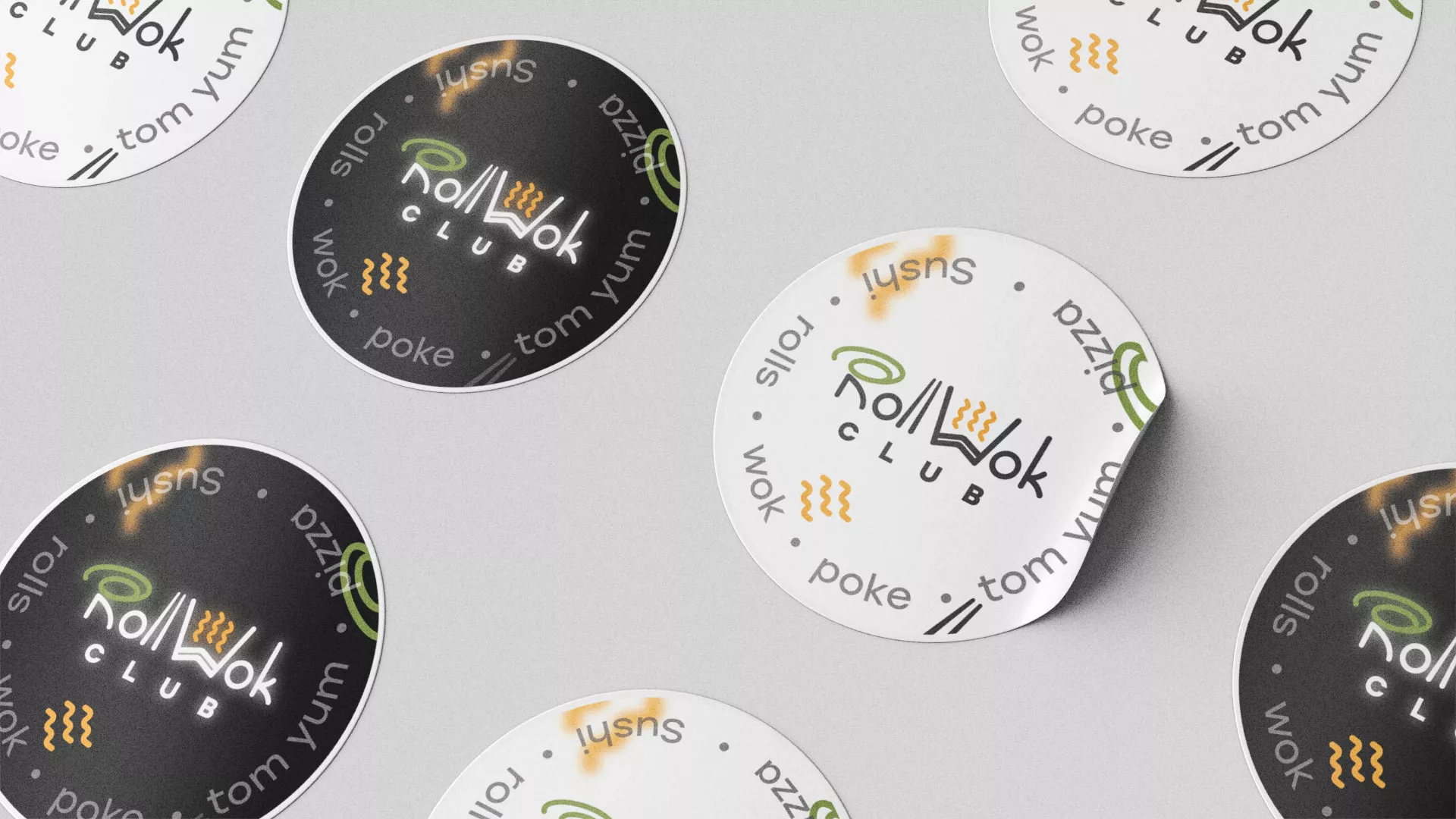 Разработка дизайна наклеек для суши-бара «Roll Wok Club» в Черногорске